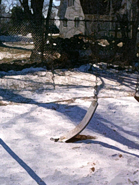 broken swingand snow.jpg - 185290 Bytes